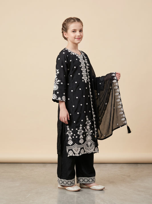Cotton Embroidery Kurti Set 1632 Black